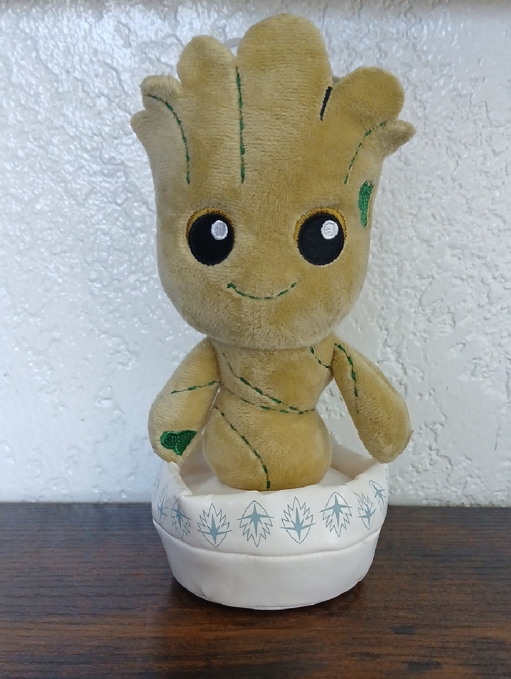 Marvel Gaurdians Of The Galaxy Baby Groot Plush in Light Olive Green 8" Accents